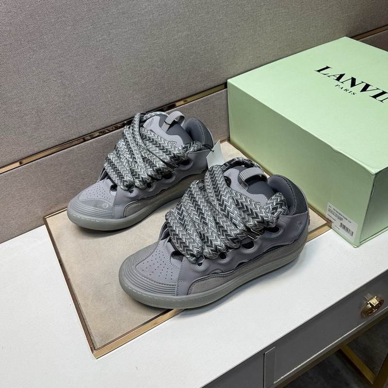 Lanvin Curb