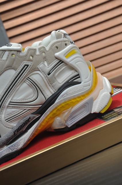Balenciaga Runner