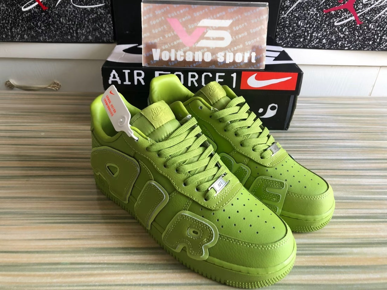 Af1 x Cactus Plant Flea