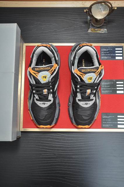 Balenciaga Runner