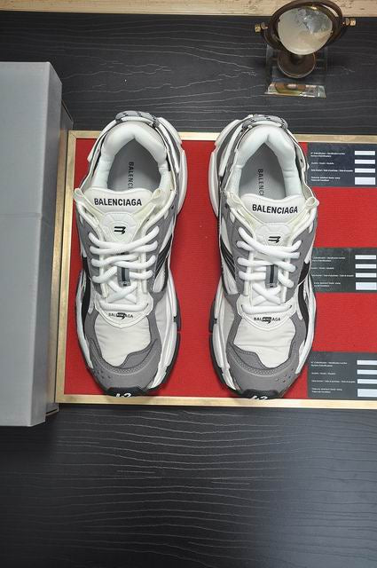 Balenciaga Runner