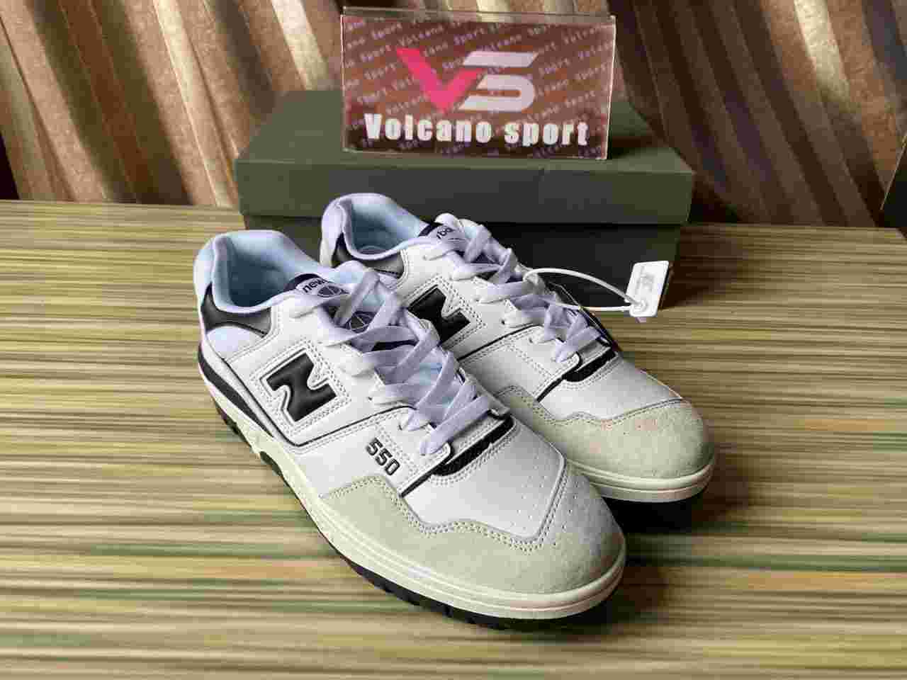 New Balance 550