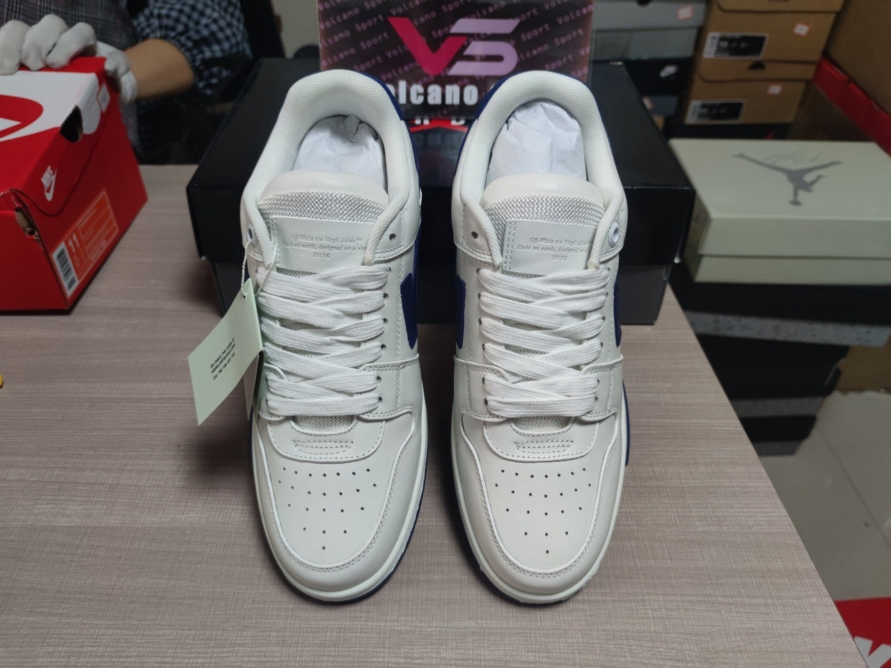 Off-White Low