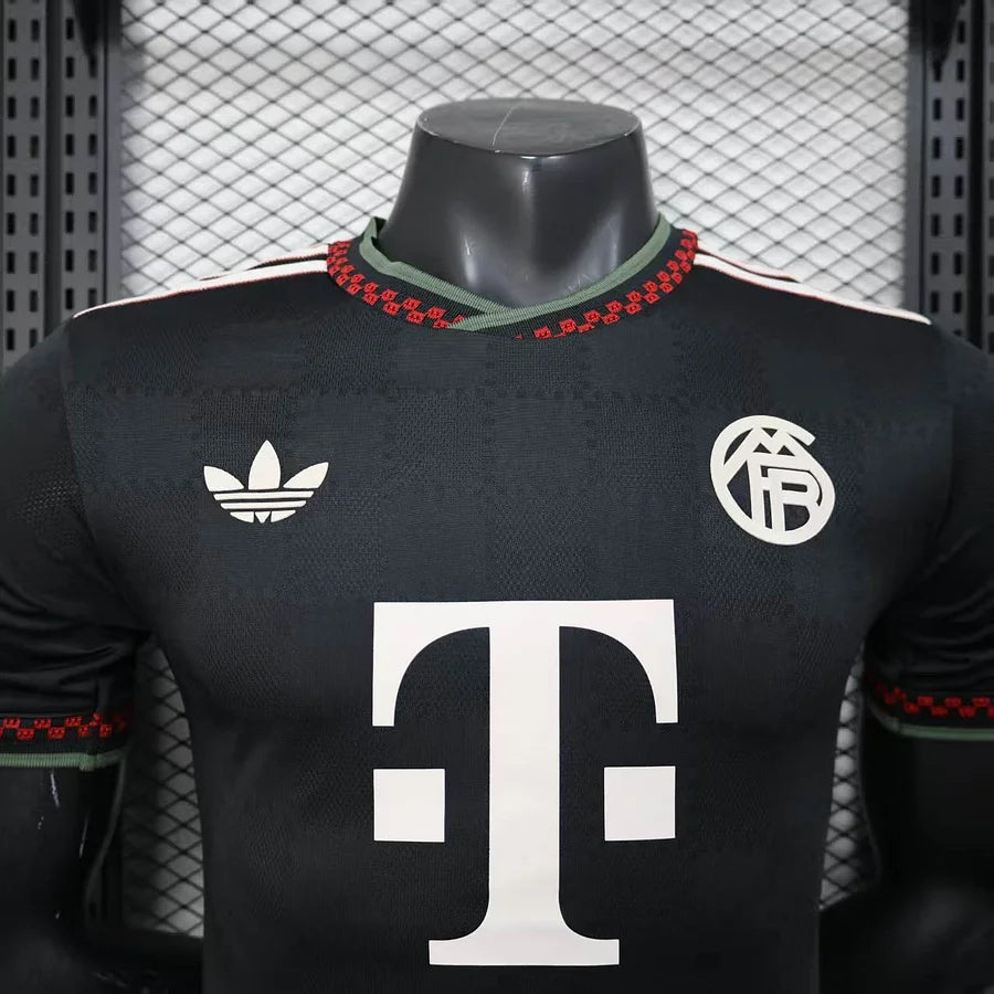 Bayern Munich 2025/2026 Third Away